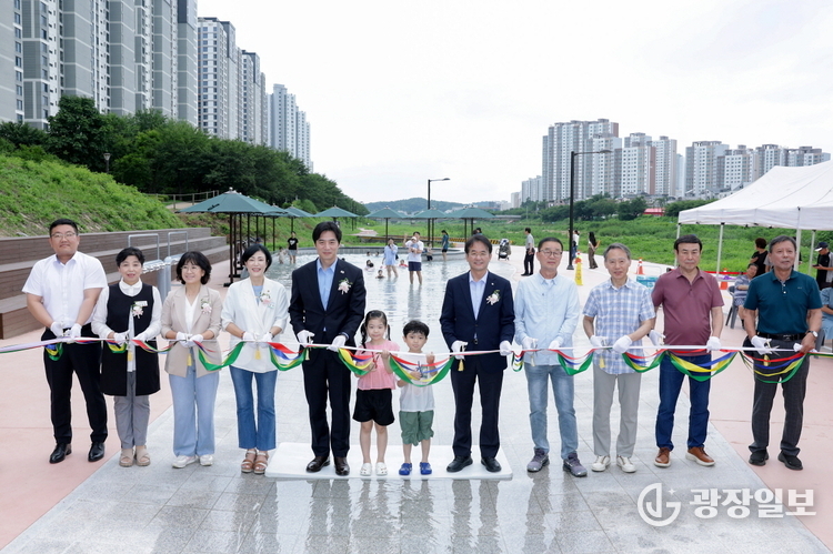 고양시, 창릉천 세솔다리 일원‘발물놀이터’개장 