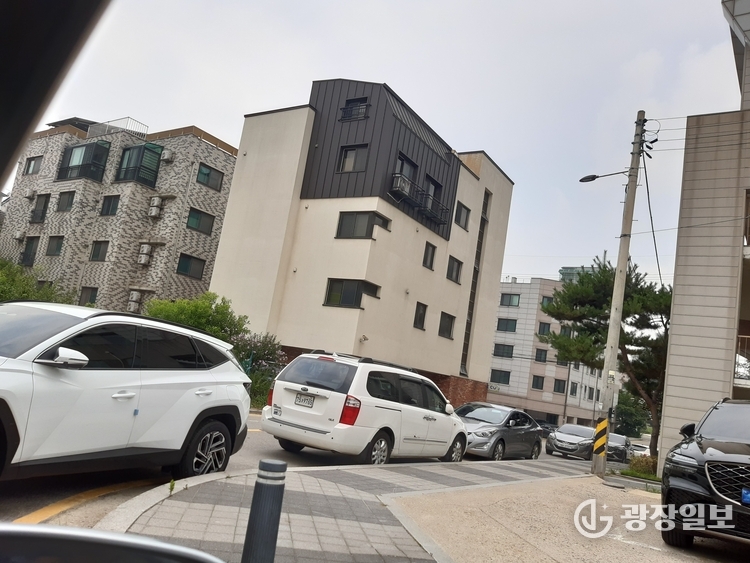 진안동 불법주차 현장사진