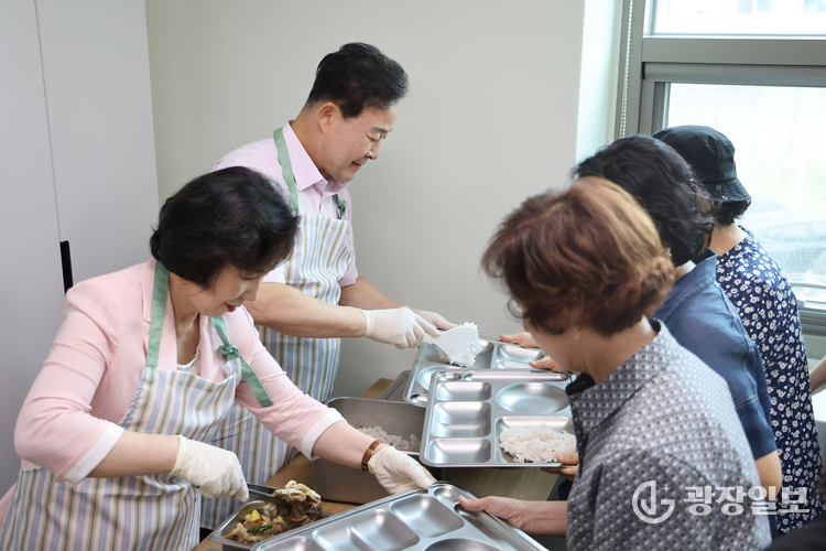 장애인자립생활센터 리모델링 완료_배식봉사