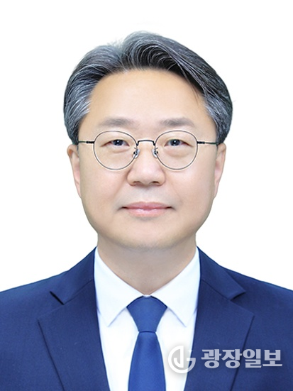 최홍규군포부시장