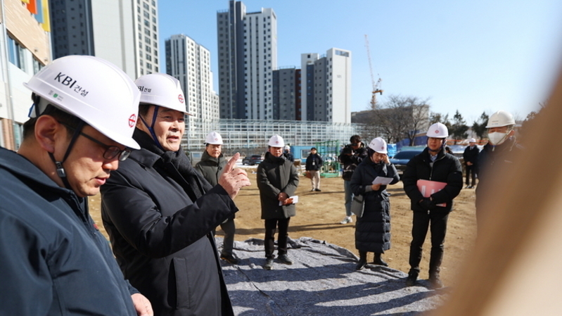 김성제 의왕시장, 3월 개교 앞둔 신설학교 공사 현장 점검