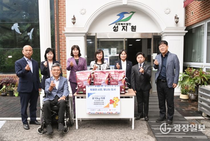 화성특례시의회 문화복지위원회, 추석맞이 복지시설 방문