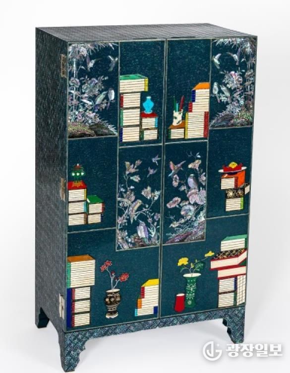 백무늬 책가도장 – 김종민 作