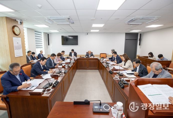 해남군의회, 2025년도 제16차 의원간담회 개최