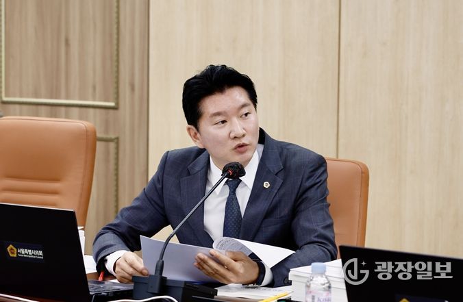 발언하는 최진혁 의원