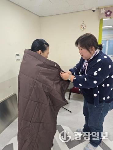 철원군, “복지사각지대 및 사례관리 대상자에게 동절기 따뜻한 담요 지원”
