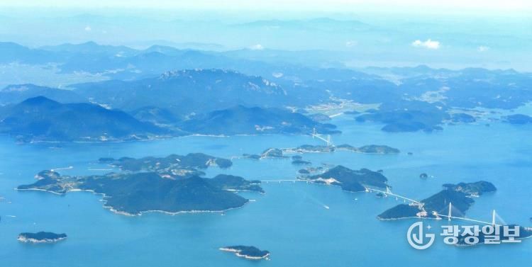 오는 11월 29일 여수 돌산읍과 고흥 영남면을 잇는 구간에서 ‘2025 여수일레븐브리지마라톤대회’가 개최된다.