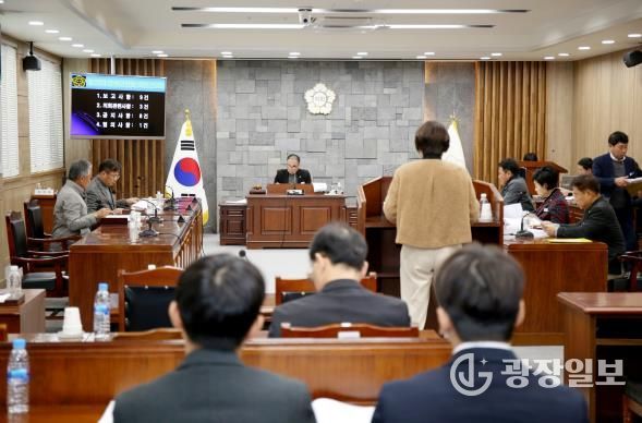 영광군의회, 제33회 의원간담회 개최