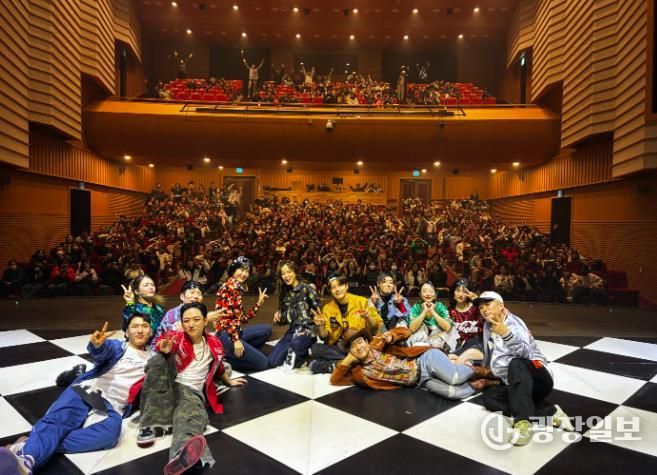함양문화예술회관, K-POP 댄스 뮤지컬 ‘문나이트’ 성황리 개최