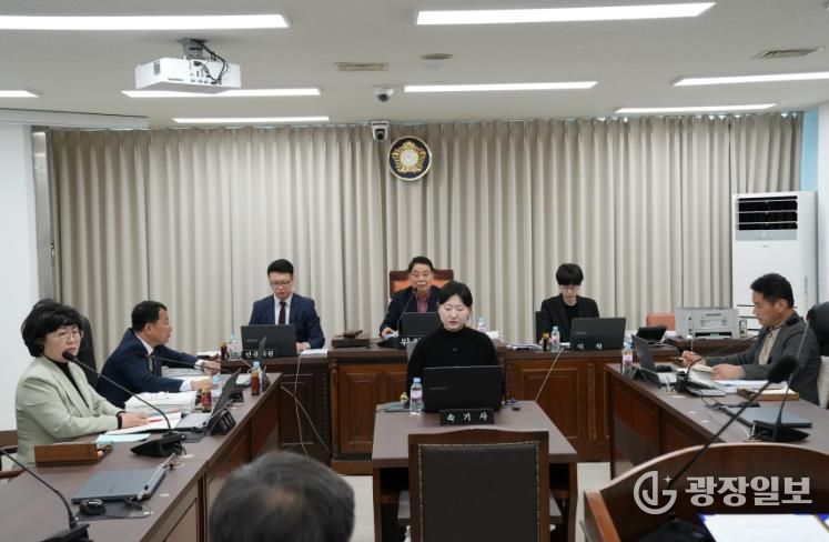 대전 중구의회 행정자치위원회, 2025년도 행정사무감사 1일차