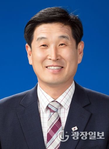 김영길 의원