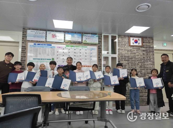 봉화교육지원청 봉화초 ‘솔솔해맑은중창단’ 경북학생동요부르기대회 독창 금상 등 다관왕 쾌거