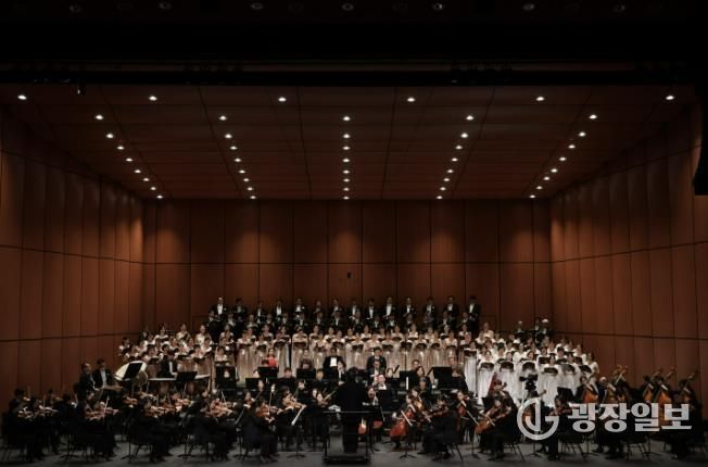 당진문화재단·당진시충남합창단이 함께하는 '2025 송년음악회' 성료