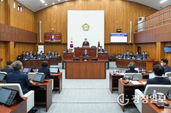 경주시의회, 제294회 제2차 정례회 제3차 본회의 열어