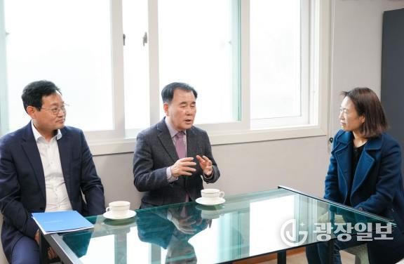 충남교육청, 연말연시 맞아 사회복지시설 방문...이웃사랑 실천