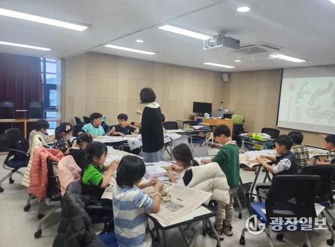 진주시, ‘미래인재 양성 프로그램’ 강사 모집 - 영어과학교실