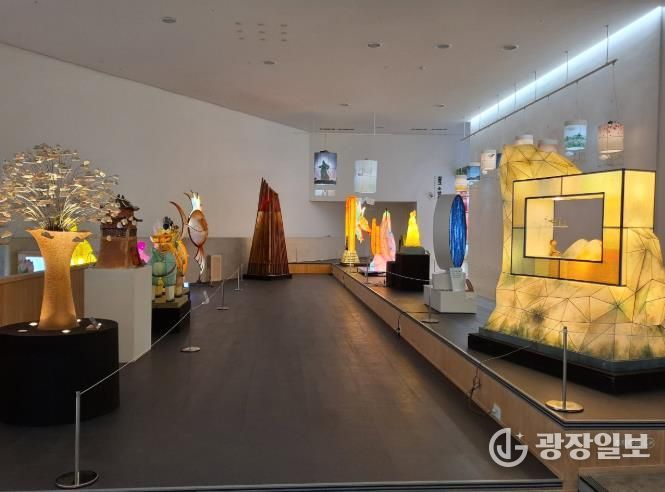 진주시 문화시설, 2025년 관람객 대폭 증가- 남강유등전시관