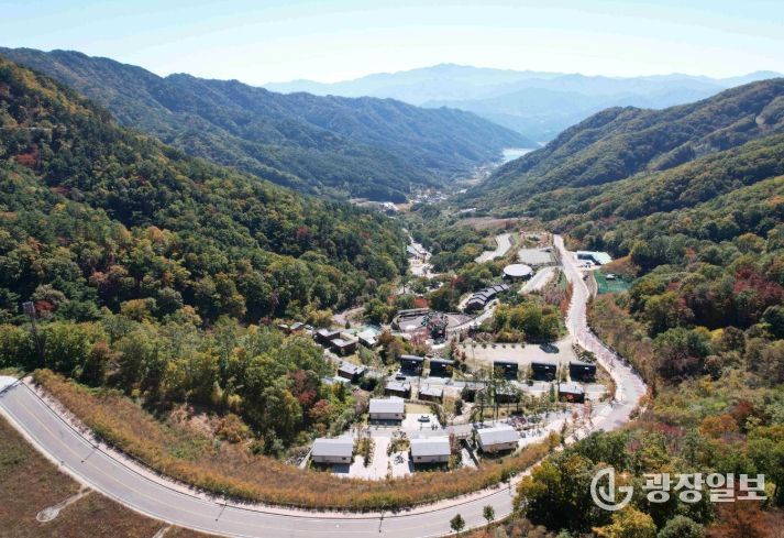 함양군은 오는 3월 1일부터 대봉캠핑랜드 자연휴양림 숙박시설의 운영을 본격 재개한다고 밝혔다.