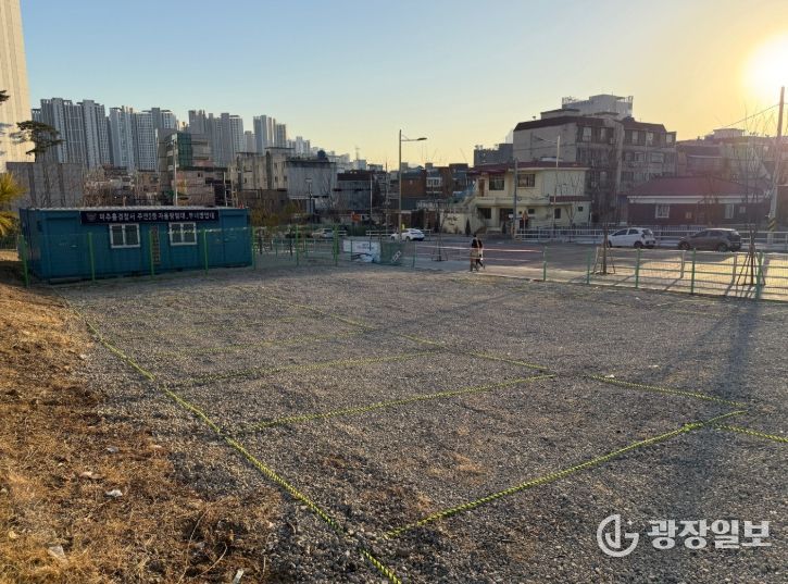 유휴부지 활용해 방범초소 및 임시 개방형 주차장 조성-