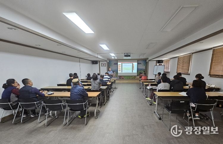 영주시는 3월4일부터 20일까지 2026년 ‘축산기술 심화교육’ 교육생을 모집한다(축산기술 심화교육 진행모습)