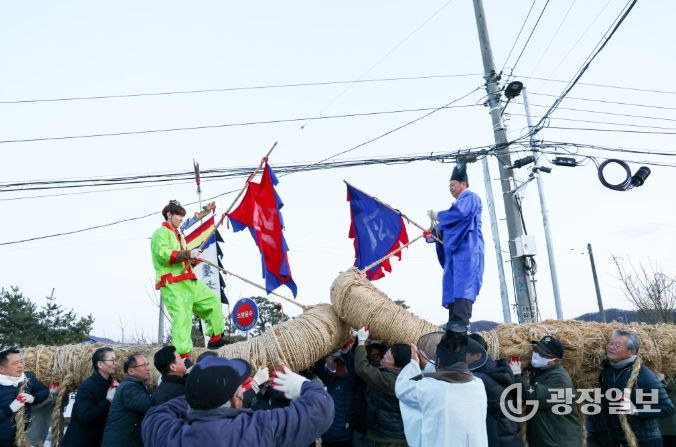 용면리 용줄다리기, 정월대보름 붉은 달 아래에서 놀다