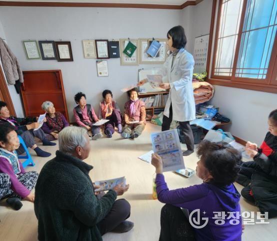 인공관절 수술 홍보