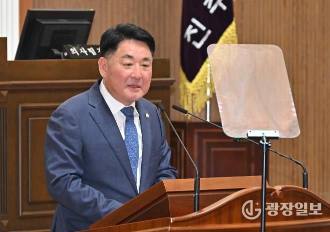 서정인 의원, “진주시청 주차난 해법은 민원중심 제2청사”