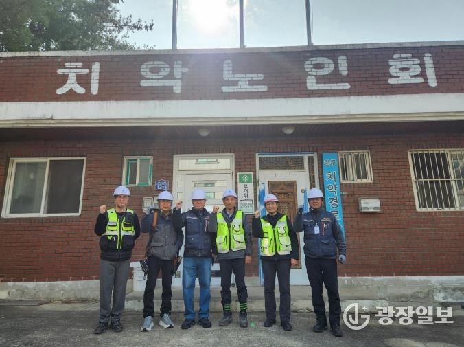 기동단 활동 사진