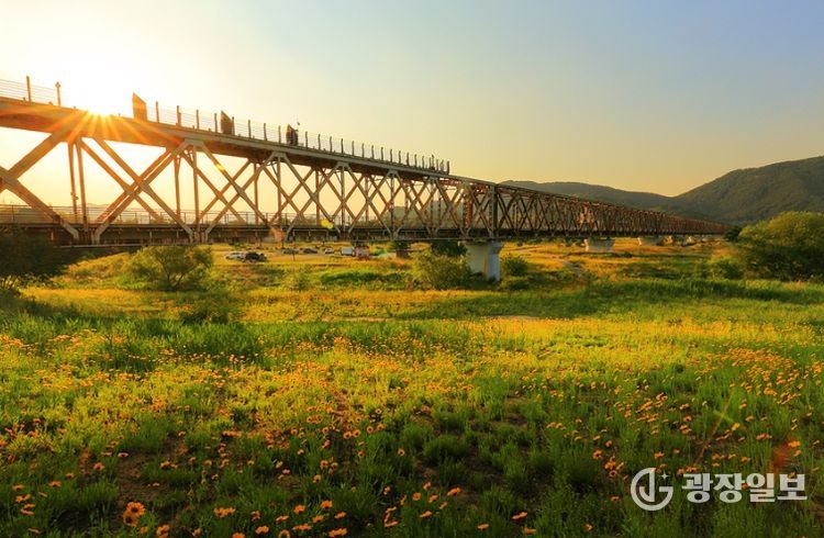 김해낙동강레일파크 `왕의 노을` 모습 낙조 모습
